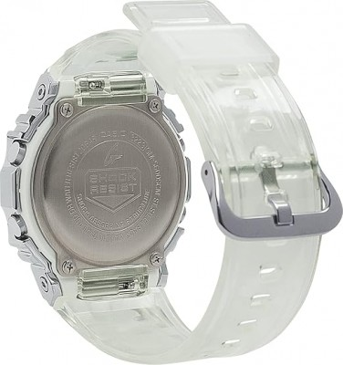 Casio GM-5600SCM-1DR Saat